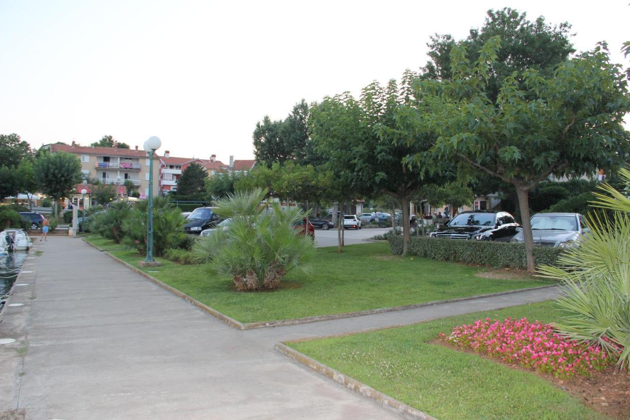 Apartman Odin Cizici Exterior photo
